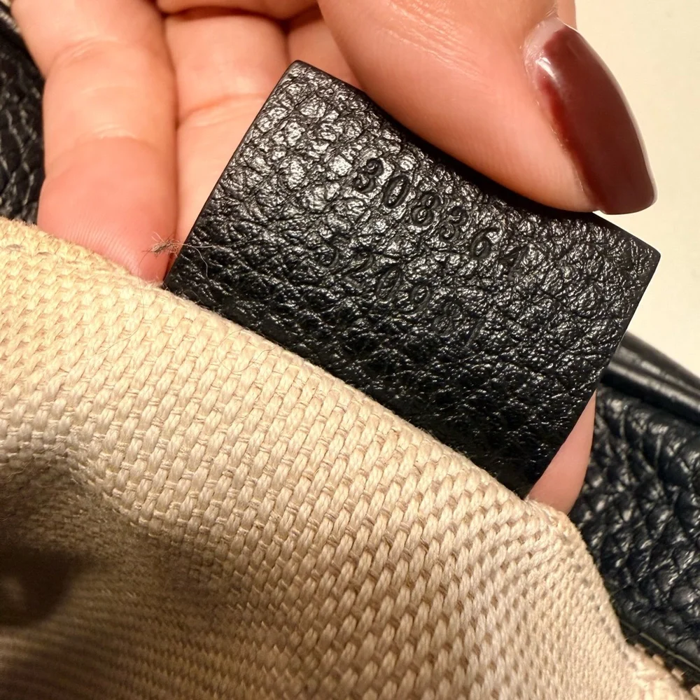 Gucci Black Pebbled Leather disco Crossbody Bag - Picture 5 of 8